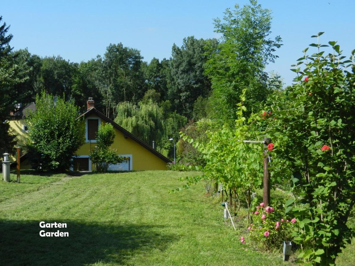 Gaestehaus Am Weinberg - Schlager Prinzersdorf Exterior photo